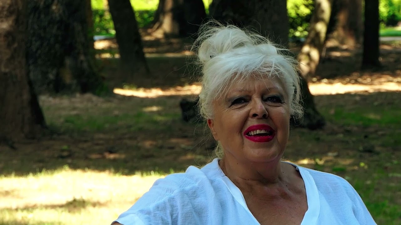 SENADA Beglerović – Leković  –  Ljubio si zvijezdu sjajnu – YouTube